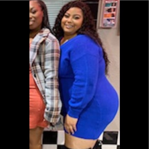 Royal blue “Say you love me” Fashion Nova Sweater - Picture 5 of 5